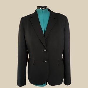 Kasper Crepe Jacket. Black. Size 14
